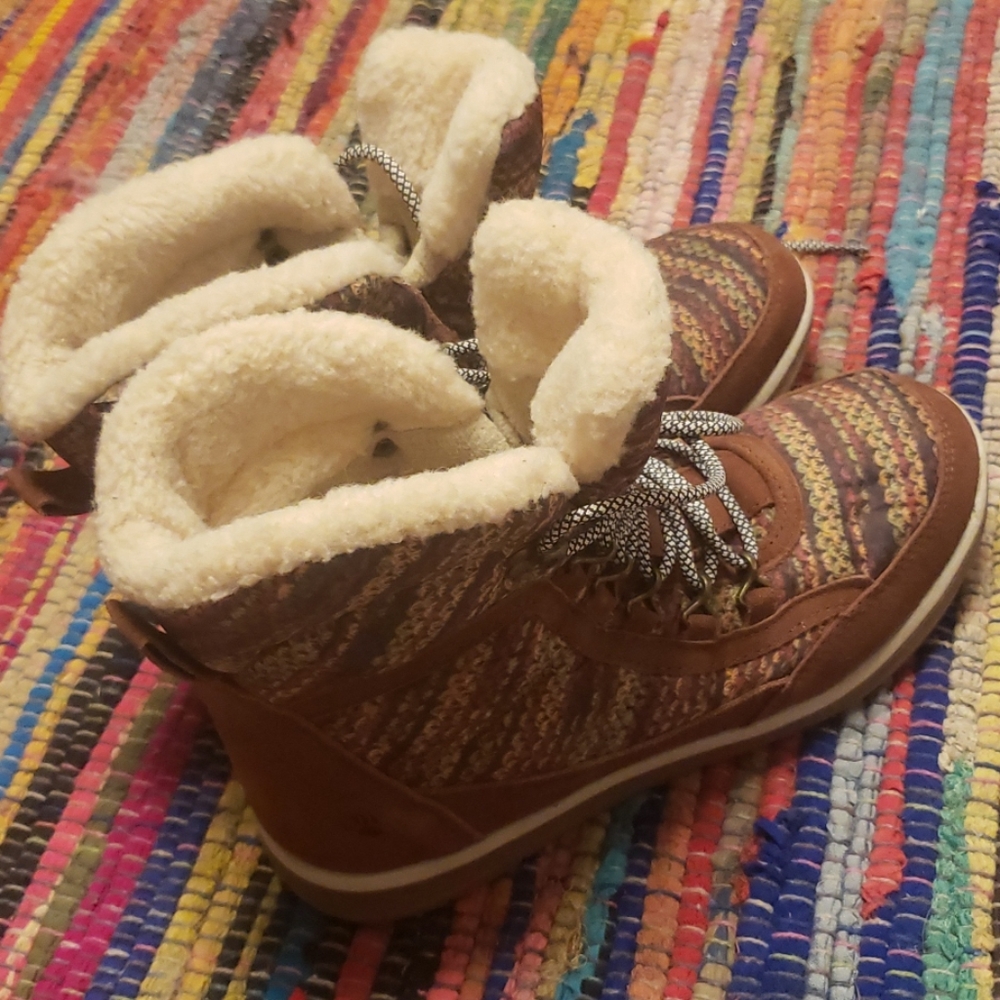 Bearpaw Boots